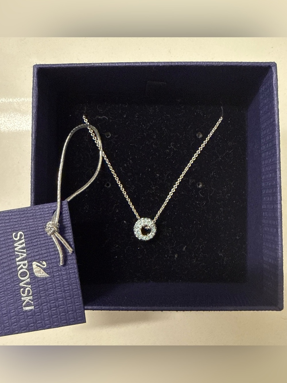 Swarovski Silver Circle Pendant Necklace - Aquamarine Crystals